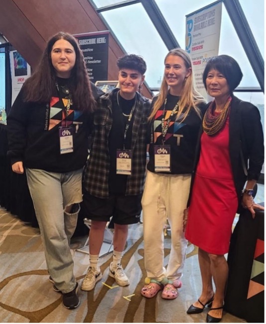 picture of Toronto Mayor with Trebas staff and students